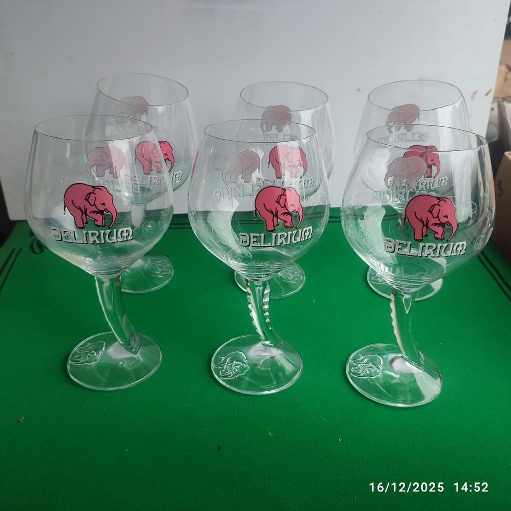 6 DELIRIUM bierglazen., Ophalen, Zo goed als nieuw, Glas of Glazen, Overige merken