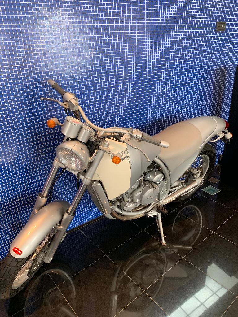 Moto 6.5 Aprilia by Philippe Starck, Motoren, Motoren | Aprilia, Particulier, Gebruikt