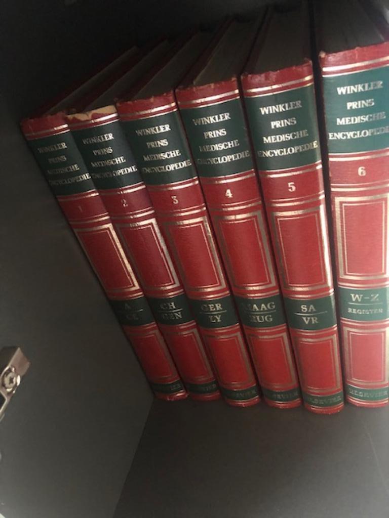 encyclopedie, Boeken, Encyclopedieën, Ophalen, Gelezen, Medisch, Complete serie