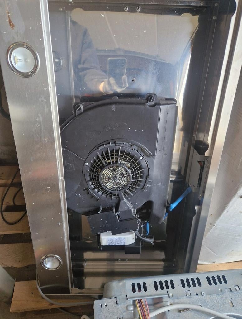 Hotte aspirante Siemens, Enlèvement, Comme neuf, Encastré, Moteur
