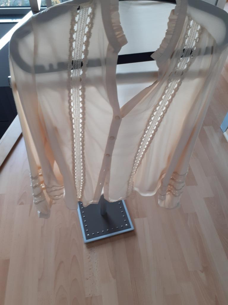 Chemisier Vila Mt. 40, Taille 38/40 (M), Vila, Enlèvement, Porté