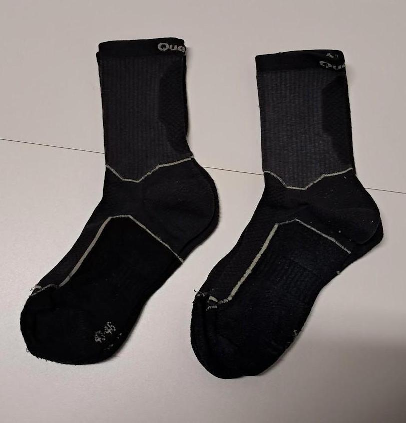 🎁 2 paires de chaussettes Quechua taille 43/46, Vêtements | Hommes, Chaussettes & Bas, Quechua, Taille 43 à 46, Porté, Noir