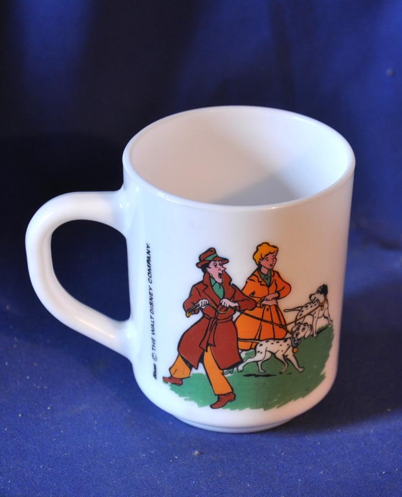 mug arcopal 101 dalmacien, Enlèvement ou Envoi, Autres personnages, Comme neuf, Autres types