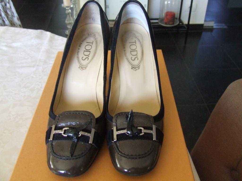 Schitterende bruin/zwarte damespumps "tod's"  mt 39, Schoenen met lage hakken, Zwart, Ophalen of Verzenden, Zo goed als nieuw