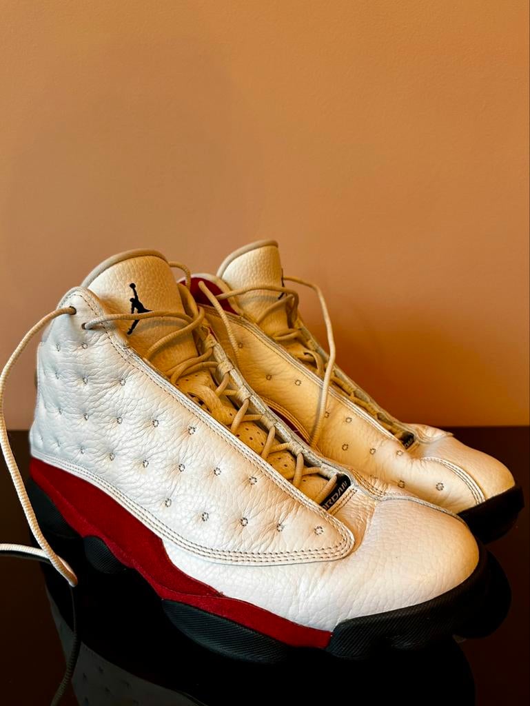 Nike Air Jordan 13 retro, Wit, Ophalen of Verzenden, Zo goed als nieuw, Sneakers