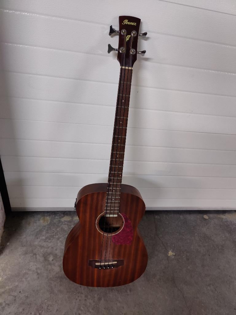 Ibanez Akoestisch- Elektrische basgitaar, Muziek en Instrumenten, Ophalen, Zo goed als nieuw, Basgitaar