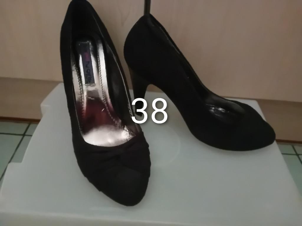 Chaussures femme haut talon pointure 38, Enlèvement ou Envoi, Porté, Noir
