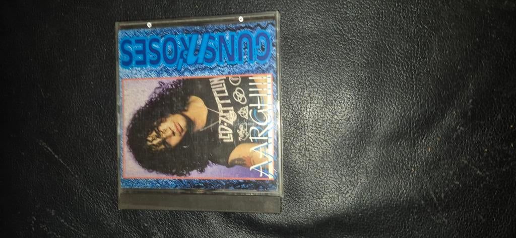 guns and roses  aargh album hors série collector