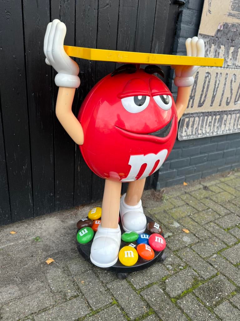 M & M Rode reclame winkel display, Verzamelen, Ophalen, Gebruikt, Reclamebord