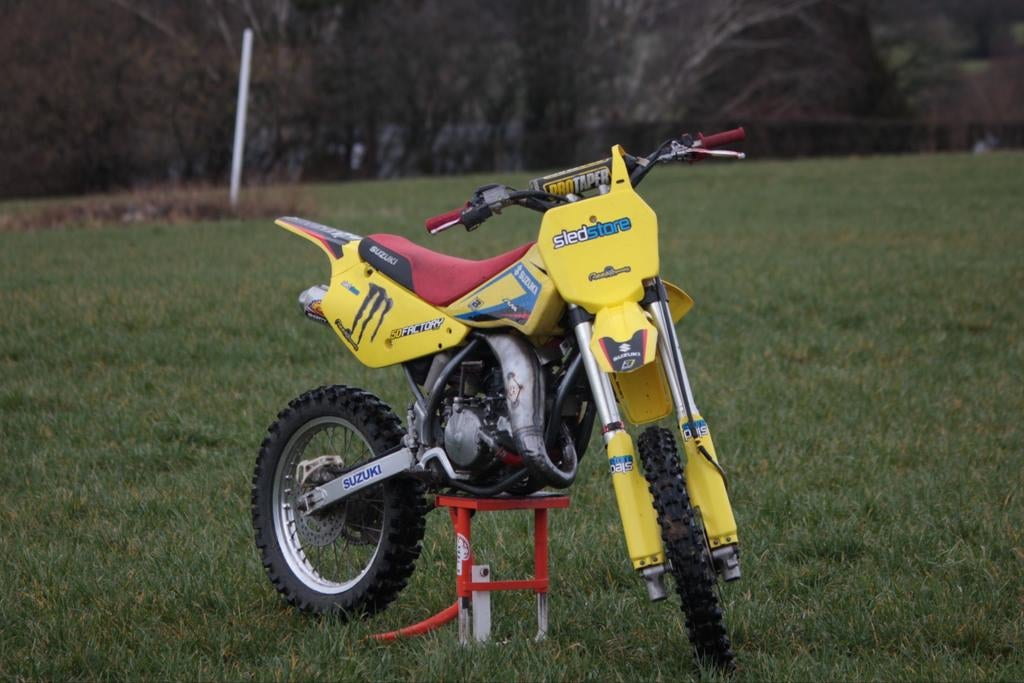 SUZUKI 85rm 2012, Fietsen en Brommers, Brommers | Crossbrommers, Suzuki, Ophalen