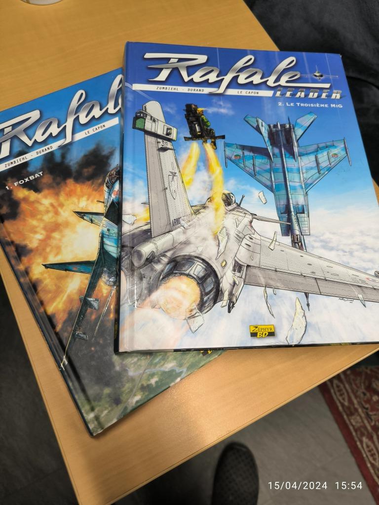 Lot de 2 livres RAFALE LEADER, Enlèvement ou Envoi, Comme neuf
