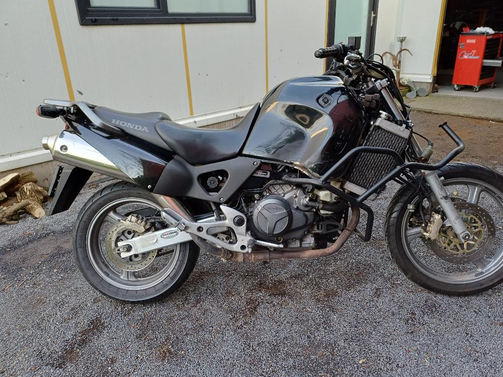 honda varadero 1000 donormoto, Motoren, Motoren | Schademotoren, Toermotor, Honda, Ophalen