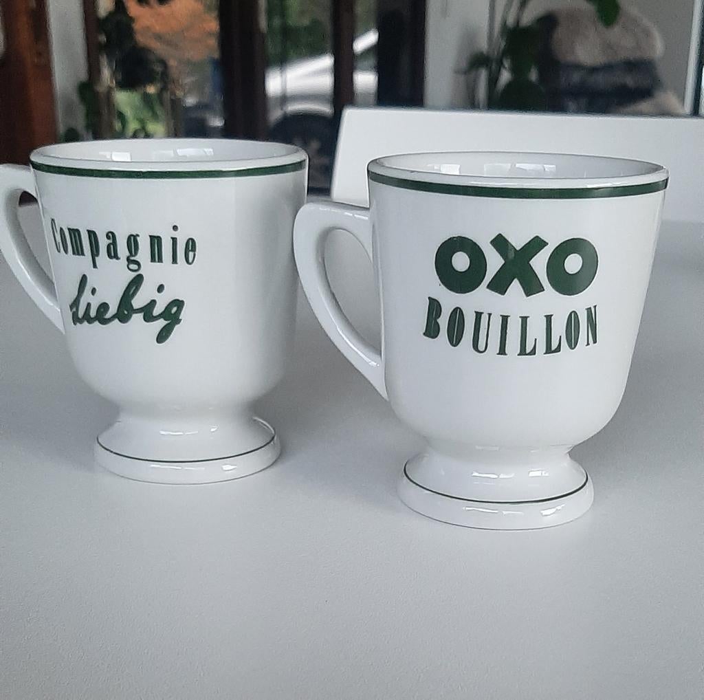 Duo van vintage tassen. Oxo Liebig Compagnie, Huis en Inrichting, Ophalen