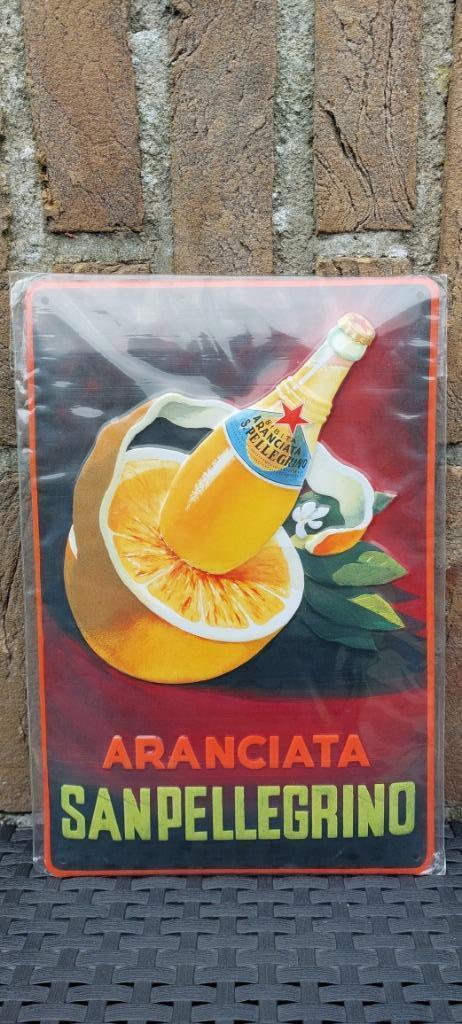 Reclamebord San Pellegrino Aranciata (zeldzaam), Ophalen of Verzenden, Nieuw, Reclamebord