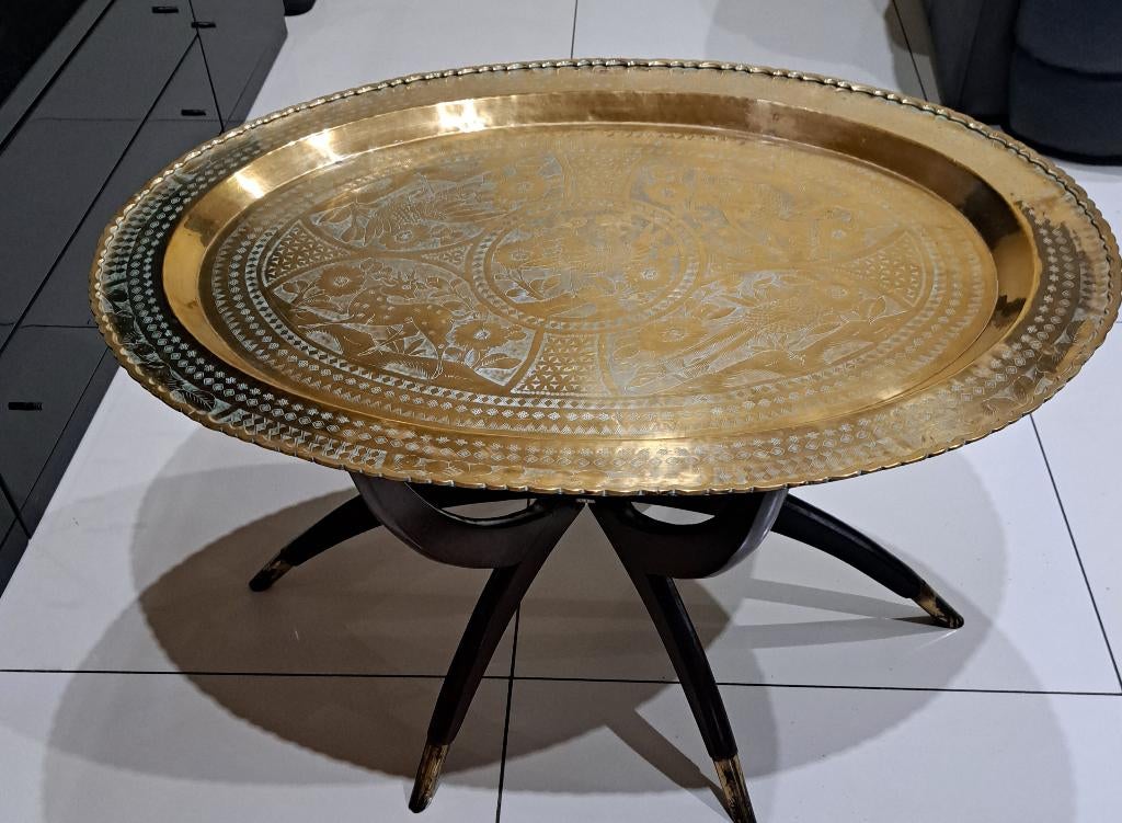 Table à thé OVALE en laiton Indienne (voir description), Ophalen