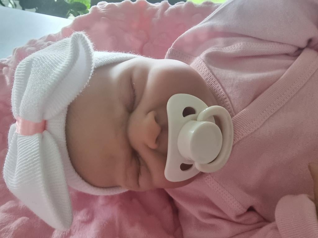 Reborn baby, Enfants & Bébés, Vêtements de bébé | Casquettes & Chapeaux, Enlèvement ou Envoi