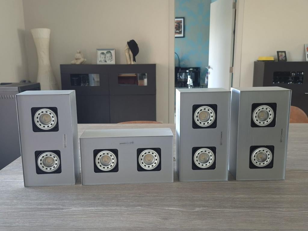Verlichting 4x led philips blokken 22 x 12 x 9,5 cm hoogte, Huis en Inrichting, Lampen | Spots, Ophalen, Led
