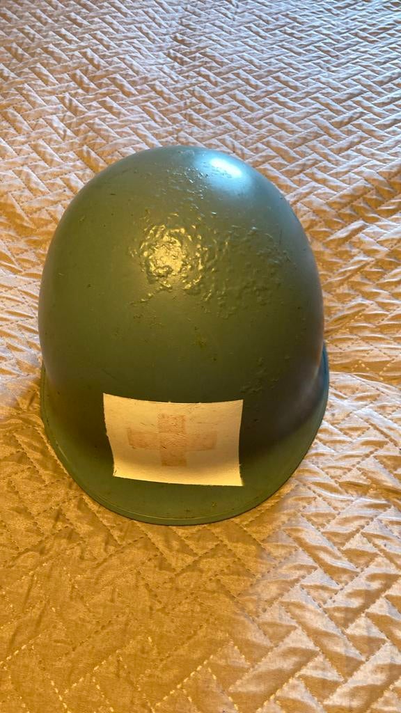 Militaire helm U N, Ophalen of Verzenden