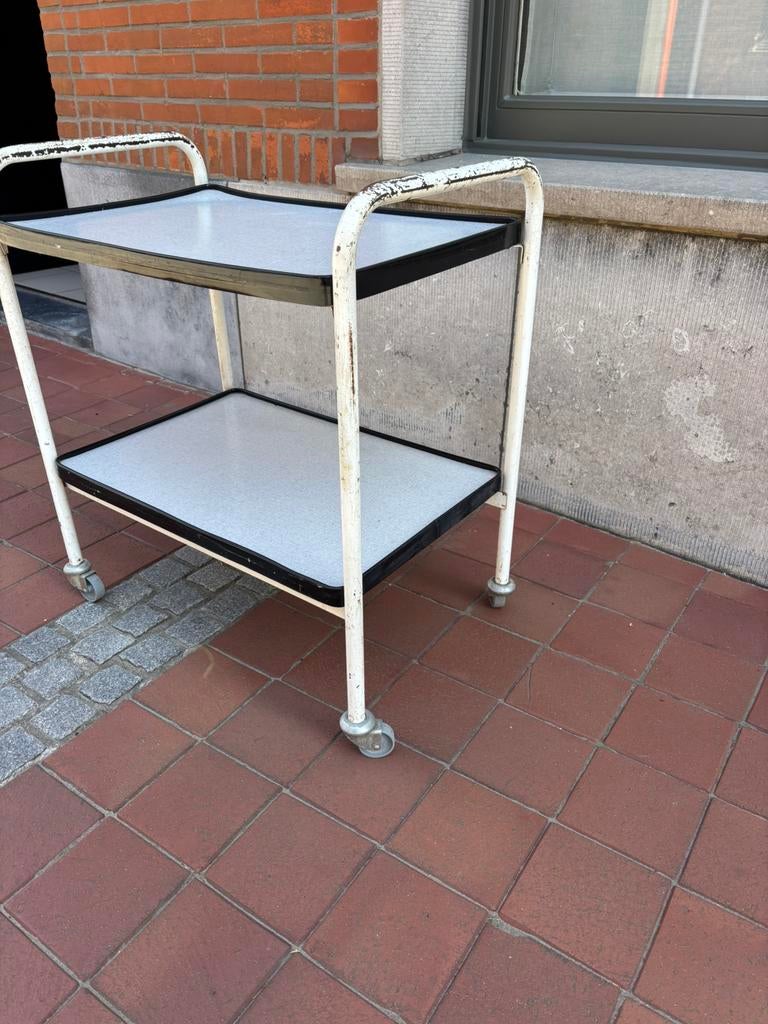 Retro serveerkarretje, Ophalen, Gebruikt