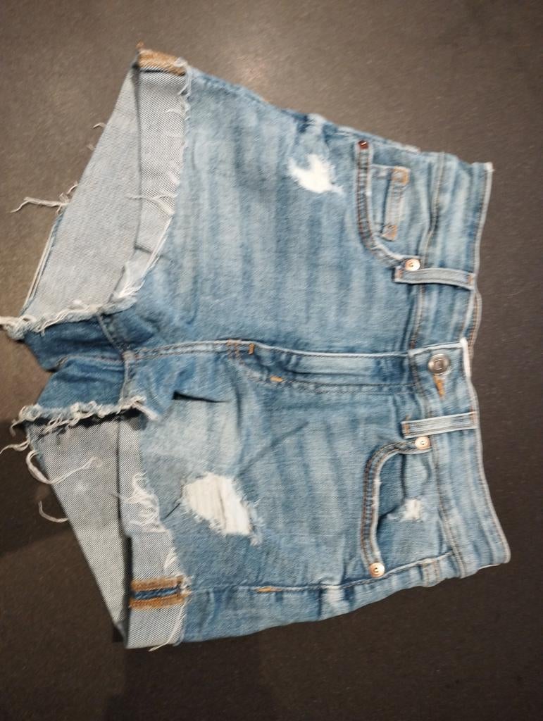 Short maat 34 / 160, Enfants & Bébés, Vêtements enfant | Taille 164, Pantalon, Enlèvement ou Envoi, H&M, Comme neuf