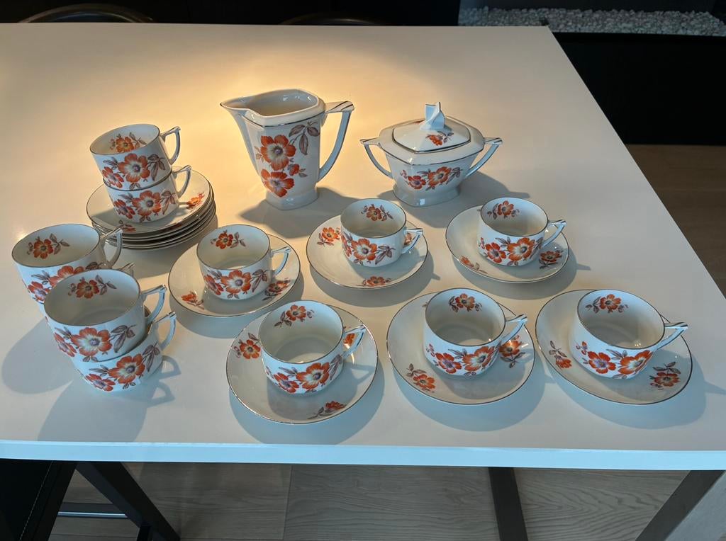 Oud porseleinen servies Bloch & Co, Ophalen
