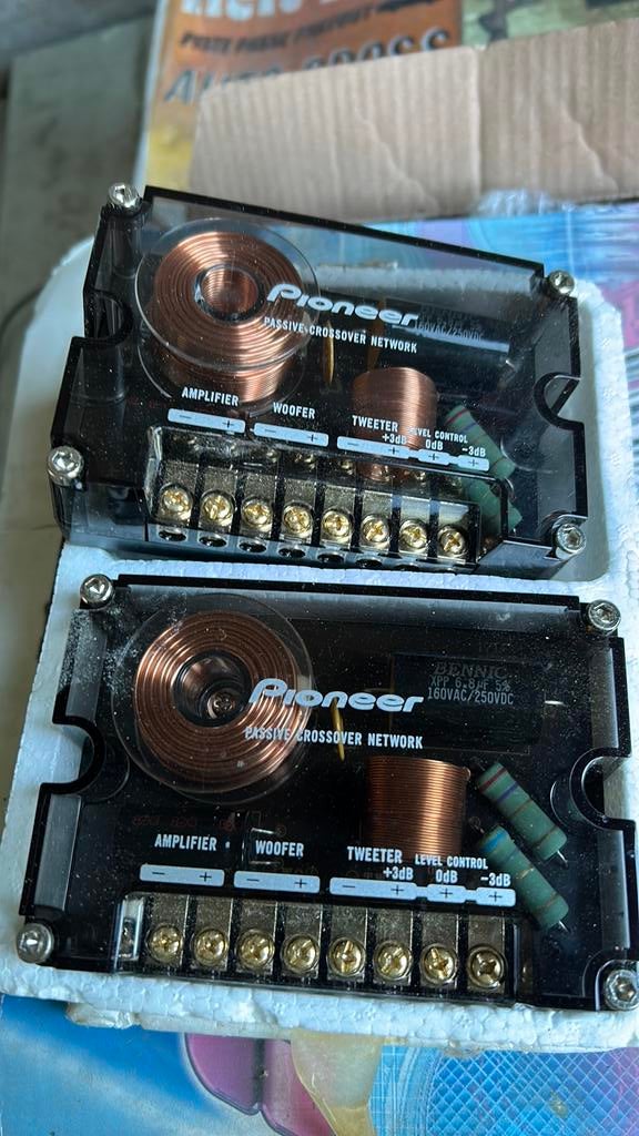 Pioneer passive crossover network, Enlèvement, Comme neuf