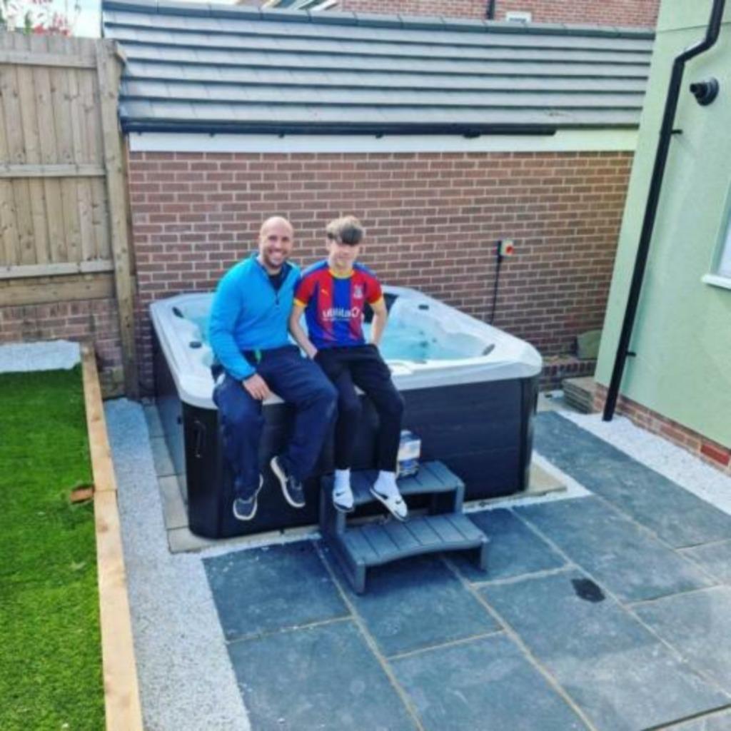 Nieuwe spakopen💦 jacuzzi 5 plaatsen oor uw wellness of gite, Sport en Fitness, Ophalen of Verzenden, Nieuw
