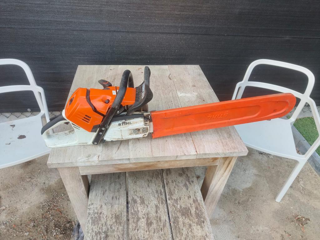 Stihl kettingzaag MS 500i, Enlèvement