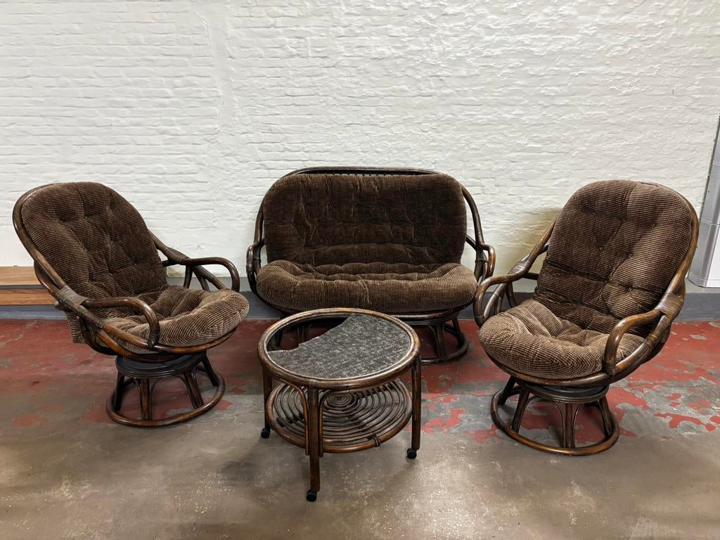 Rotan salon, Ophalen
