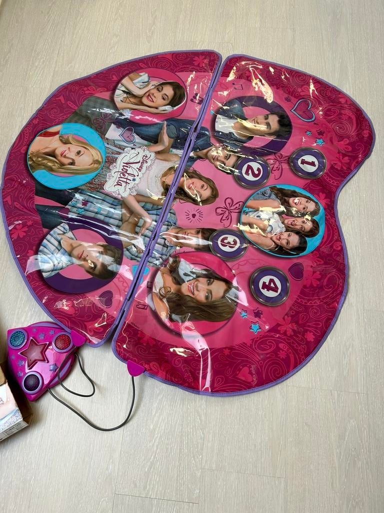 Violetta dansmat, Ophalen, Zo goed als nieuw