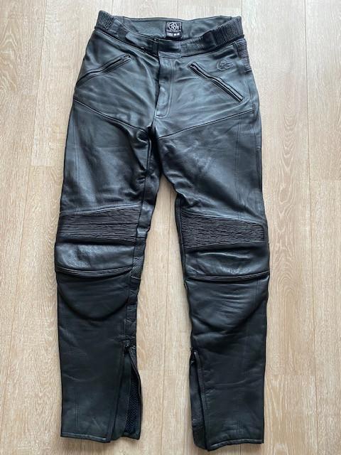 motorbroek leder mt.52 (W36L34) amper gebruikt, Ophalen, Broek | leer, Heren, G&F
