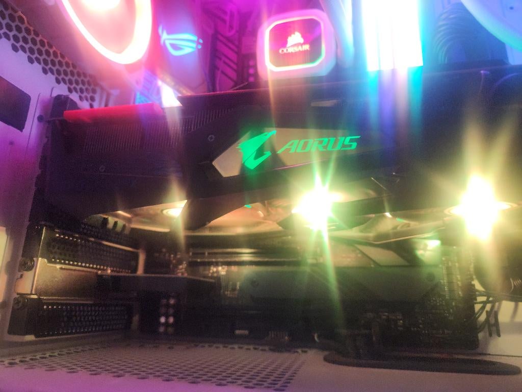 Rtx 2080 super Aorus, Informatique & Logiciels, Cartes vidéo, Comme neuf, PCI-Express 5.0, Enlèvement
