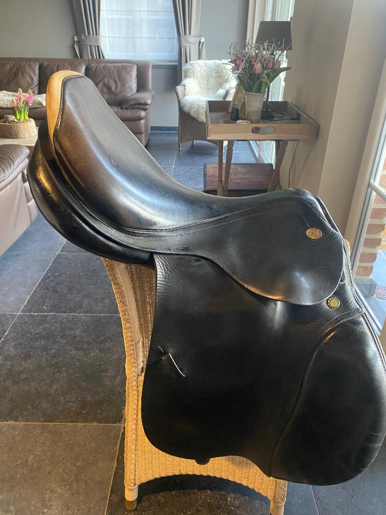 Springzadel, Dieren en Toebehoren, Ophalen of Verzenden, Gebruikt, Springen