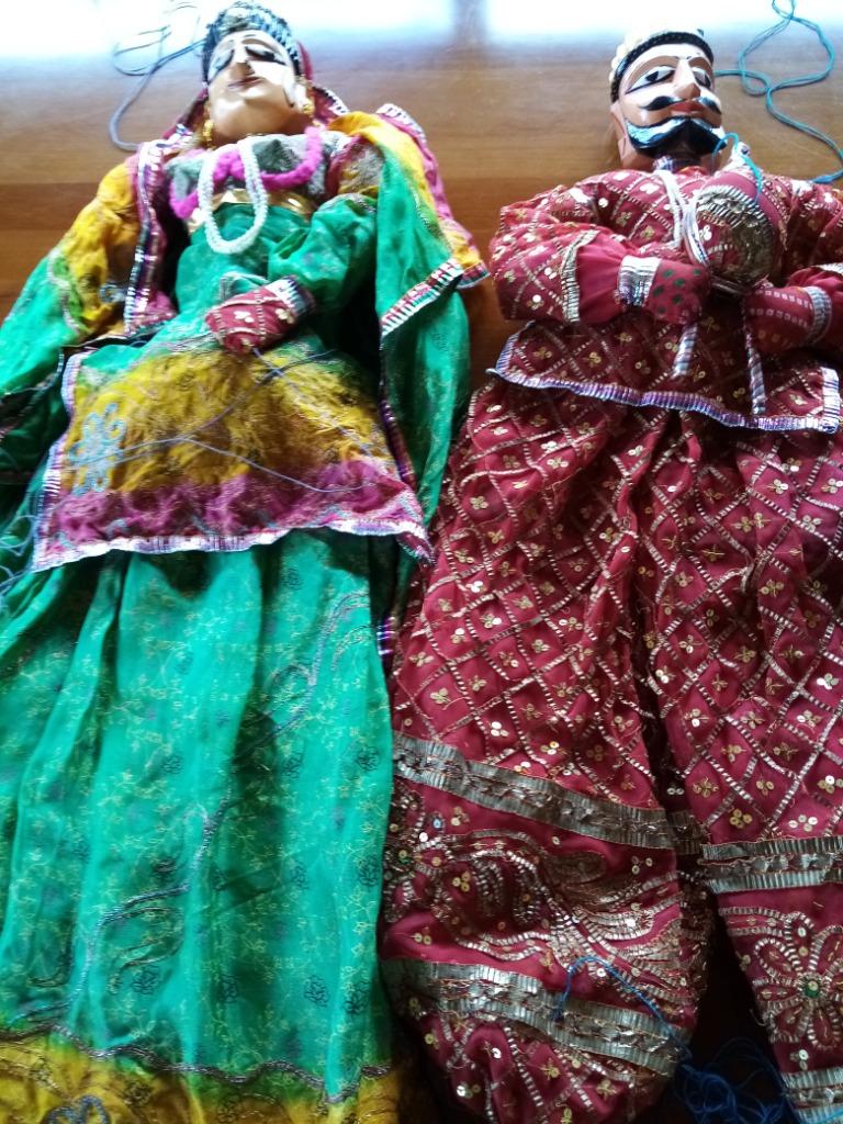 MARIONNETTES INDIENNES TRADITIONNELLES FAITES À LA MAIN (MAR, Collections, Enlèvement ou Envoi