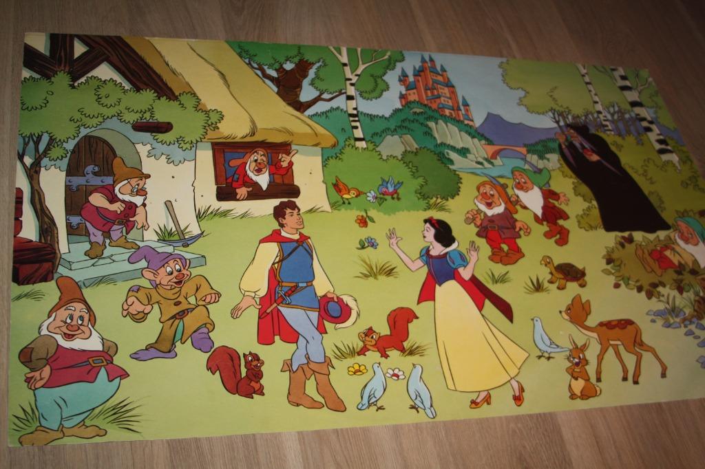 Sneeuwwitje en de zeven dwergen , kartonnen poster , 68x41,5, Verzamelen, Disney, Gebruikt, Plaatje of Poster, Sneeuwwitje of Doornroosje