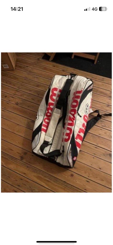 Sac dé tennis, Enlèvement, Comme neuf