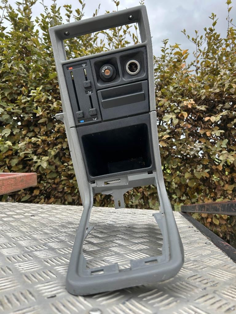Opel Kadett E - Console centrale, Enlèvement ou Envoi, Utilisé, Avant, Opel