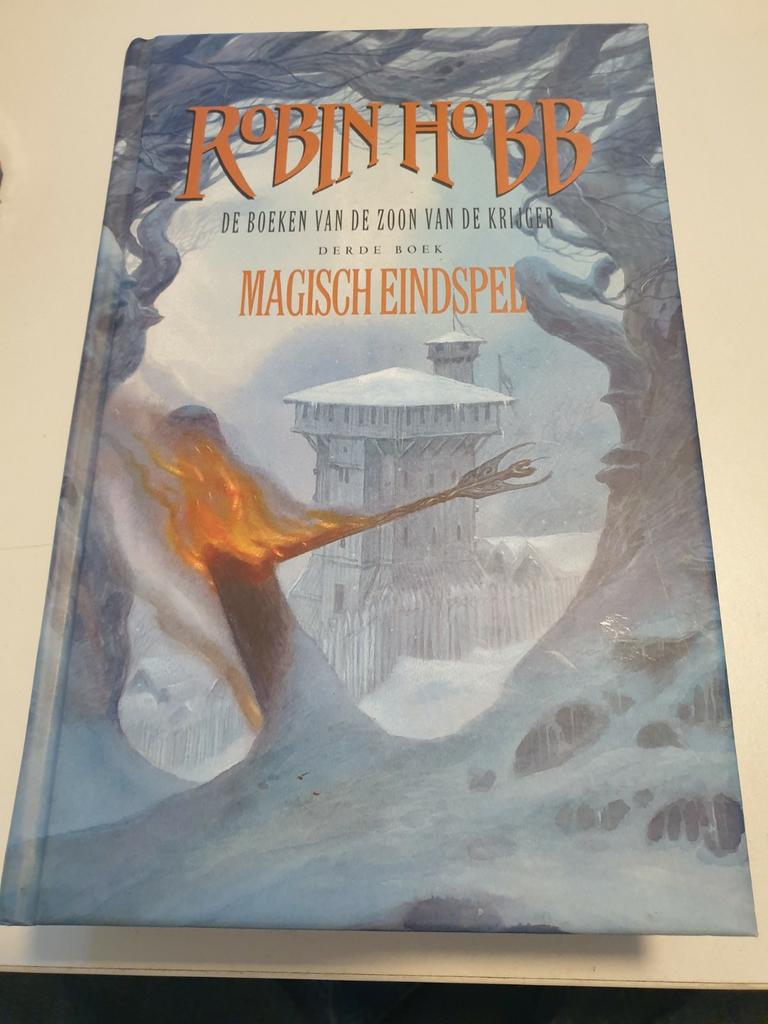 Robin Hobb - Magisch eindspel DE BOEKEN VD ZOON VD KRIJGER 3, Enlèvement ou Envoi, Comme neuf, Robin Hobb