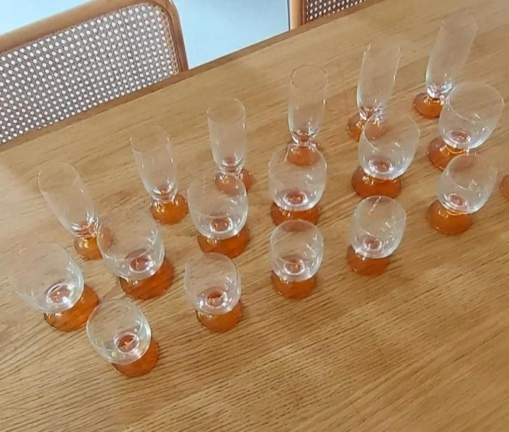 Verres à vin ambrés également disponibles individuellement, Enlèvement ou Envoi