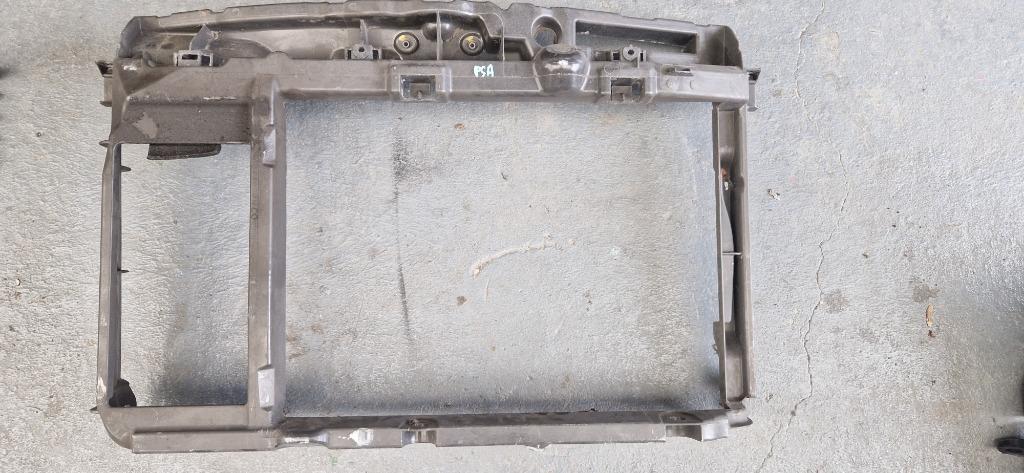 Façade radiateur PEUGEOT 208 CITROEN C3 2 II support 1.4 1.6, Enlèvement