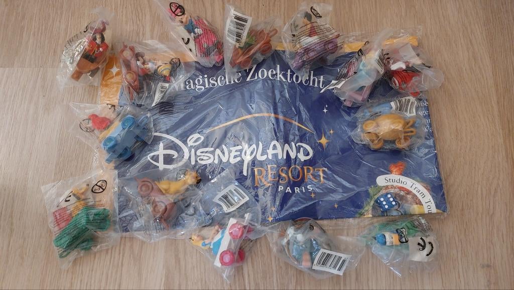 Disneyland Resort de magische zoektocht spel nieuw, Hobby en Vrije tijd, Een of twee spelers, Ophalen of Verzenden, Nieuw, Disney