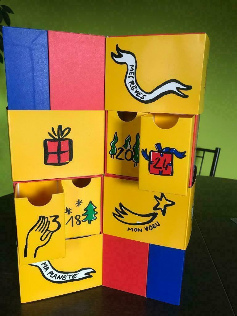 Boîte calendrier de l'avent, Enlèvement ou Envoi, Comme neuf