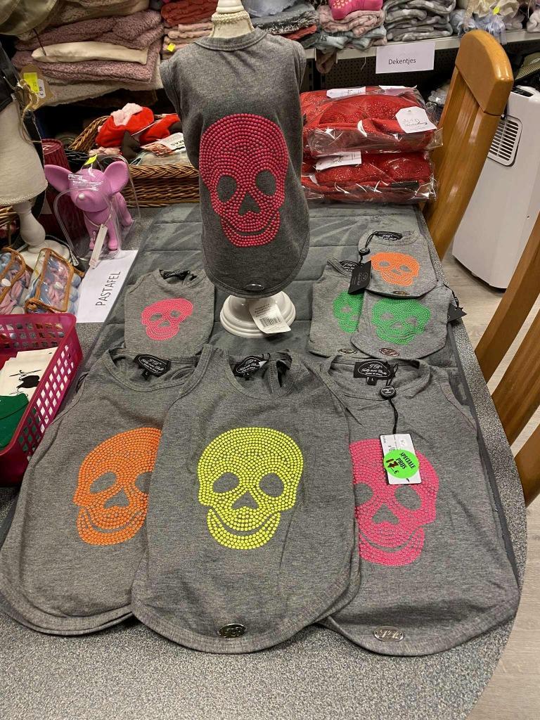 Stoere shirtjes van Mon Bonbon aan outletprijsje, Dieren en Toebehoren, Ophalen of Verzenden, Nieuw, Hondenshirt