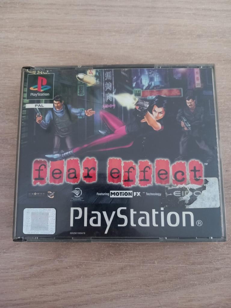 Fear effect playstation 1, Games en Spelcomputers, Ophalen, Gebruikt