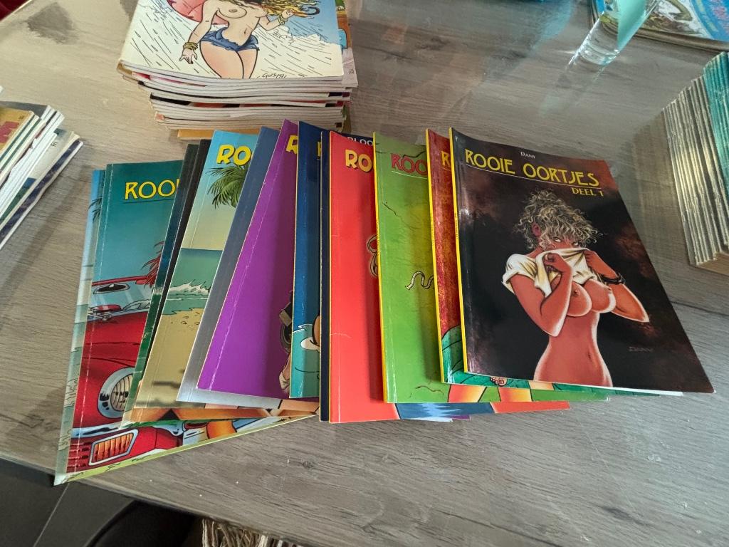 Strips rooie oortjes, Boeken, Meerdere stripboeken, Ophalen of Verzenden, Zo goed als nieuw
