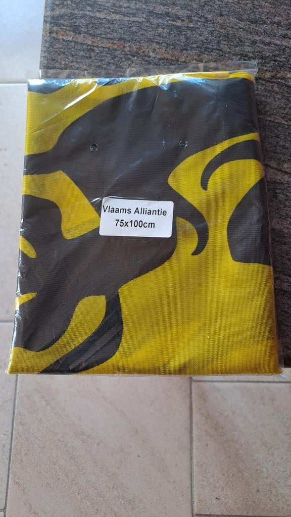 Vlag 'De Vlaamse Leeuw', Enlèvement, Neuf