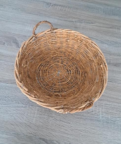 Ronde wilgentakken mand, Mand, Rond, Ophalen of Verzenden, Zo goed als nieuw