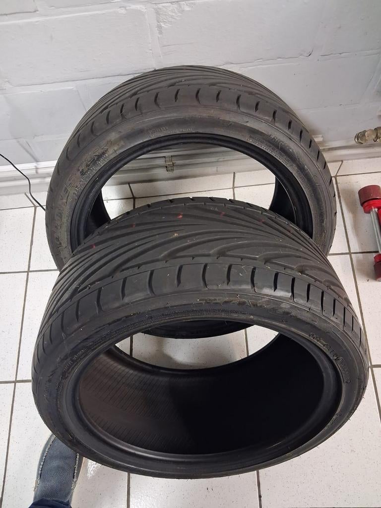 2 Toyo banden 245/35 ZR16, Enlèvement