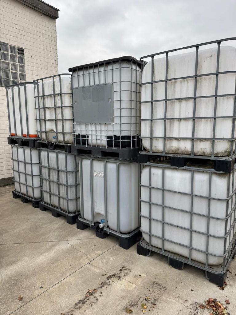 IBC- Opwijk, Tuin en Terras, Regentonnen, 150 liter of meer, Ophalen, Gebruikt, Met kraantje
