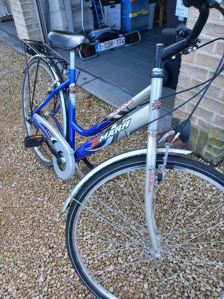 Dames fiets., Ophalen